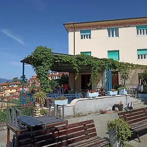 https://albergo-delle-ondine.hotelitalianriviera.com